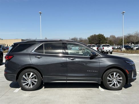 Certified 2022 Chevrolet Equinox Premier image 3