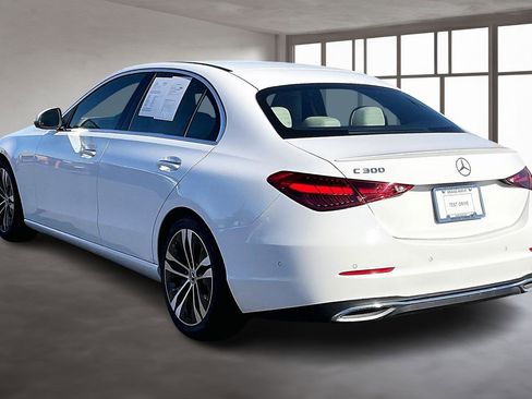 Used 2022 Mercedes-Benz C 300 Sedan image 4