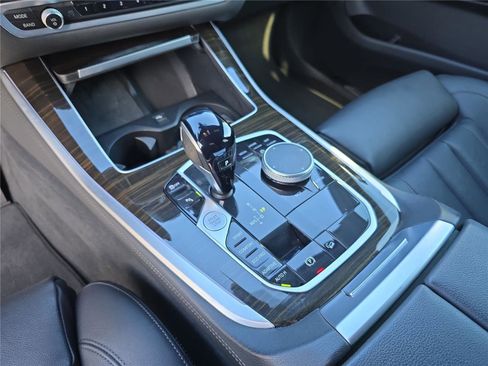 Used 2021 BMW X5 xDrive40i w/ M Sport Package image 30