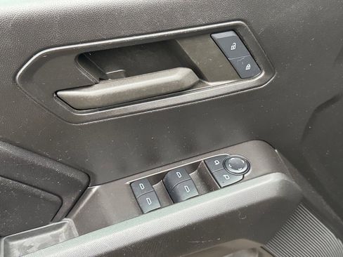 Used 2024 Chevrolet Colorado W/T image 27