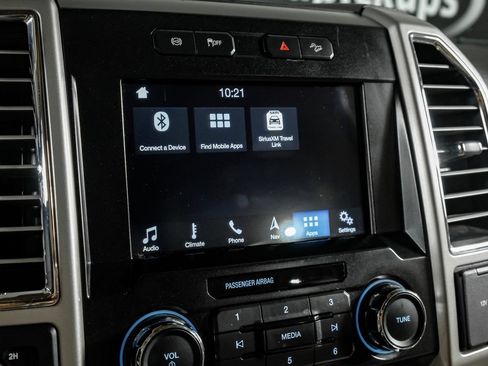 Used 2017 Ford F250 Lariat w/ Lariat Ultimate Package AWD/4WD image 28