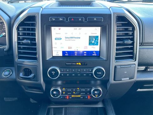 Used 2021 Ford Expedition Max XLT image 26