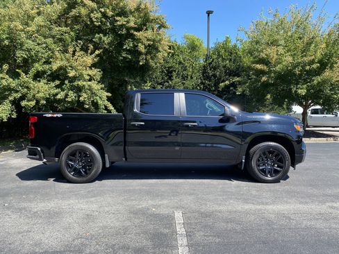 Used 2024 Chevrolet Silverado 1500 Custom AWD/4WD image 10