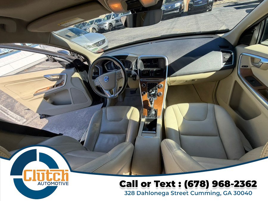 Used 2015 Volvo XC60 T6 AWD/4WD image 16