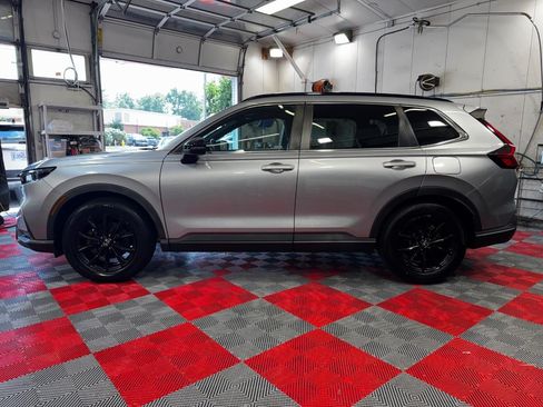 Used 2023 Honda CR-V Sport image 4