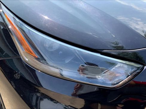 Used 2022 Toyota Highlander XLE image 61