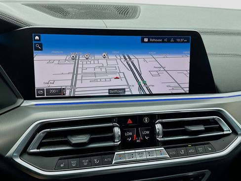 Used 2020 BMW X6 sDrive40i w/ Premium Package image 9