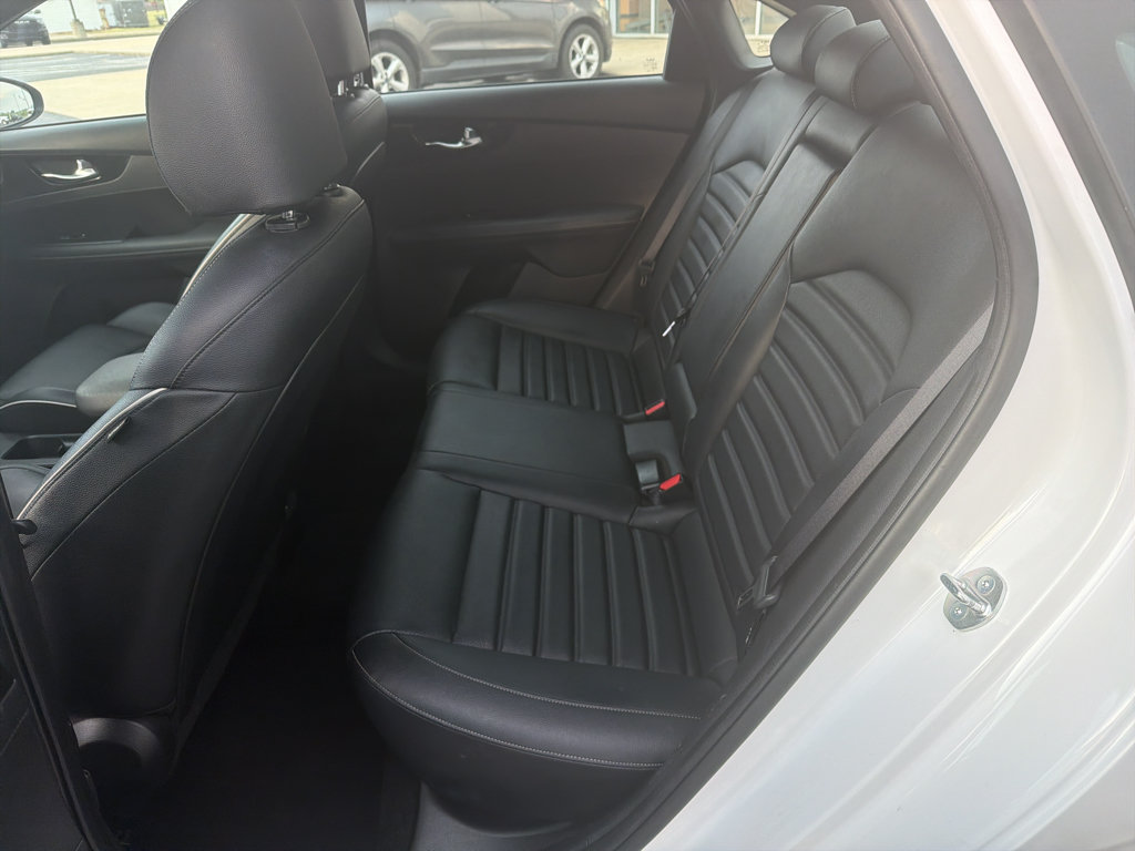 Used 2024 Kia Forte GT-Line w/ GT-Line Premium Package FWD image 15