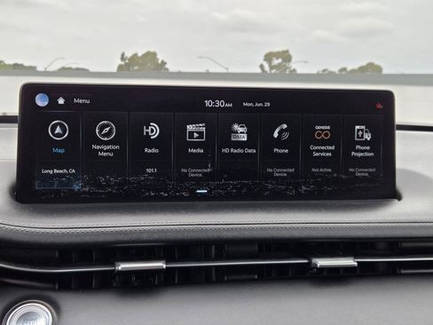 Used 2022 Genesis GV70 2.5T w/ Sport Prestige Package AWD/4WD image 11