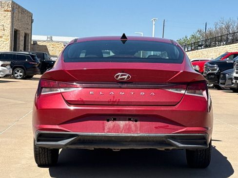 Used 2021 Hyundai Elantra SEL image 7