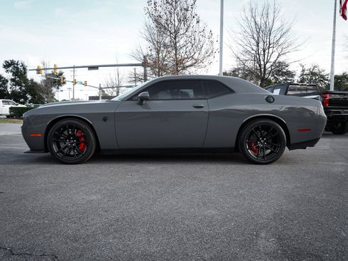 Used 2023 Dodge Challenger SRT Hellcat w/ Driver Convenience Group image 8