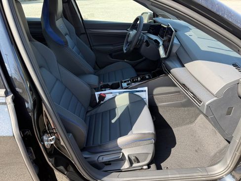 New 2026 Volkswagen Golf image 28