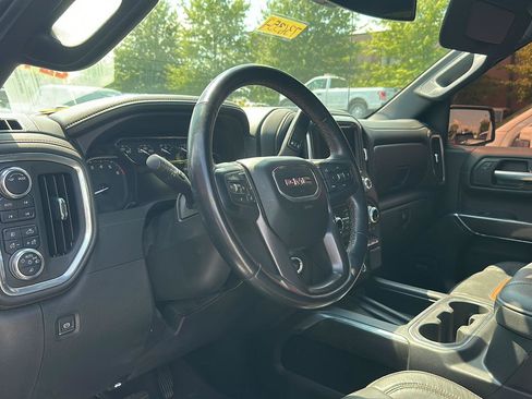 Used 2021 GMC Sierra 1500 AT4 w/ AT4 Premium Package AWD/4WD image 2