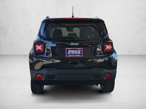 Used 2022 Jeep Renegade Latitude AWD/4WD image 6