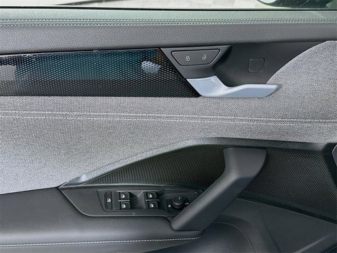 New 2026 Volkswagen Tiguan S image 21