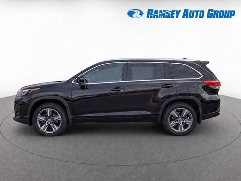Used 2019 Toyota Highlander Limited Platinum AWD/4WD image 6