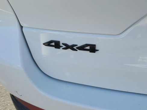 New 2025 Jeep Grand Cherokee Limited image 9