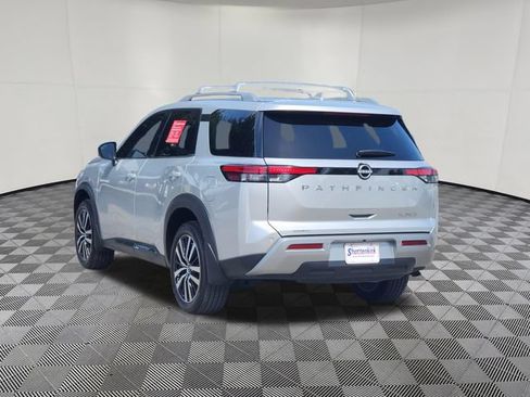 Used 2024 Nissan Pathfinder Platinum w/ Cargo Package FWD image 8