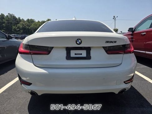 Used 2020 BMW 330i Sedan w/ Convenience Package RWD image 3