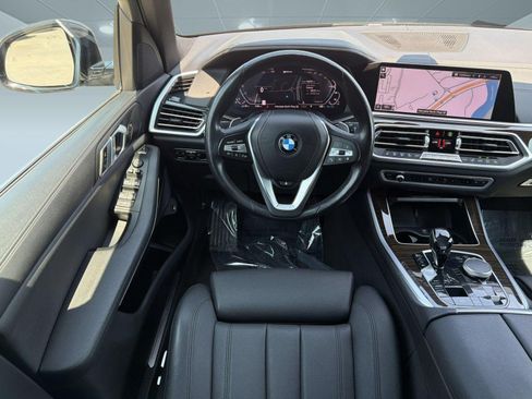 Used 2021 BMW X5 xDrive45e w/ Parking Assistance Package AWD/4WD image 29