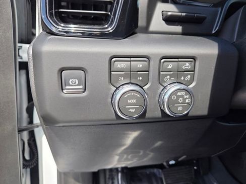 New 2026 GMC Sierra 1500 AT4 w/ AT4 Premium Package image 25