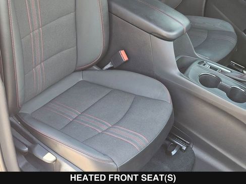 Used 2022 Chevrolet Equinox RS w/ Infotainment Package FWD image 34