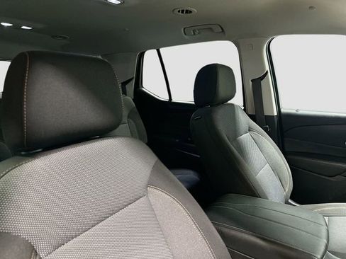 Used 2021 Chevrolet Traverse LT w/ LPO, Blackout Package AWD/4WD image 30