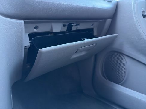 Used 2003 Dodge Grand Caravan Sport image 44