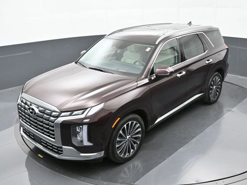 Used 2024 Hyundai Palisade Calligraphy image 35