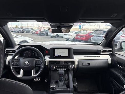 Used 2024 Toyota Tacoma TRD Sport image 24