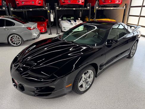 Used 1999 Pontiac Firebird Formula RWD image 6
