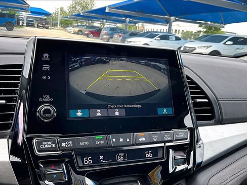 Used 2018 Honda Odyssey EX image 27