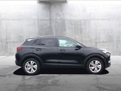 Used 2025 Buick Encore GX Preferred FWD image 5