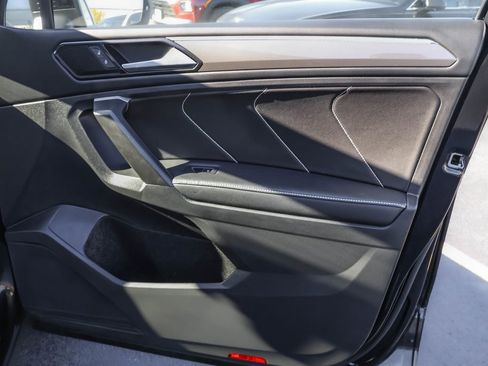 Certified 2024 Volkswagen Tiguan SE R-Line image 39