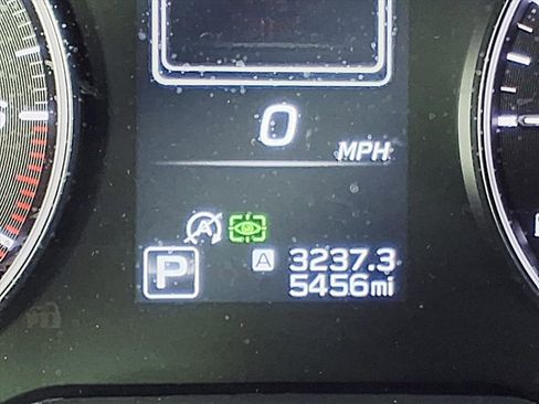 Certified 2025 Subaru Outback Limited image 23