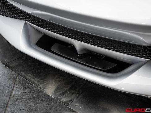 Used 2022 Ferrari 296 GTB RWD image 13