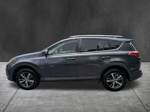 Used 2016 Toyota RAV4 XLE FWD image 8