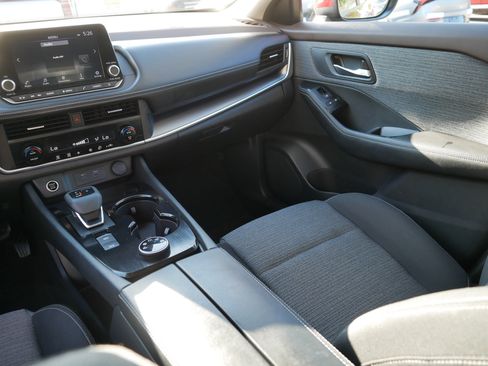 Certified 2023 Nissan Rogue SV AWD/4WD image 11