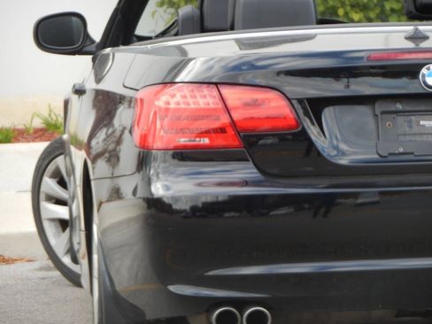 Used 2012 BMW 328i Convertible image 1