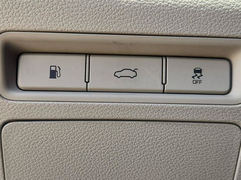 Used 2018 Hyundai Sonata SEL FWD image 17