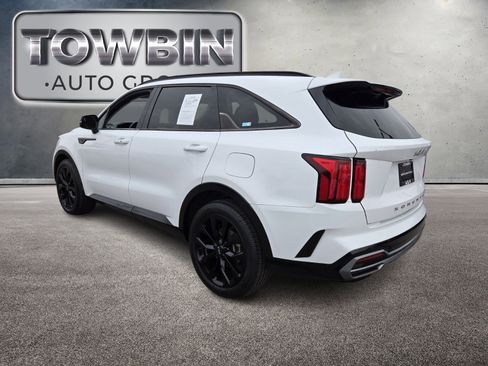 Used 2022 Kia Sorento SX image 7