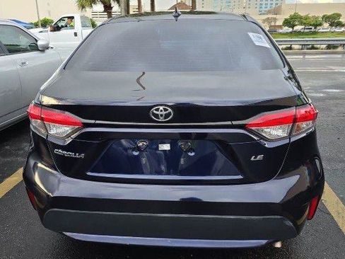 Used 2020 Toyota Corolla LE FWD image 7