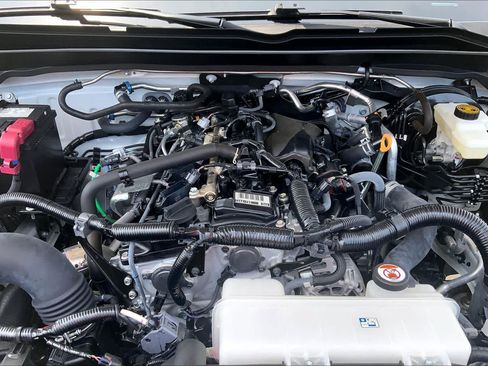 Used 2025 Toyota Tacoma SR RWD image 31