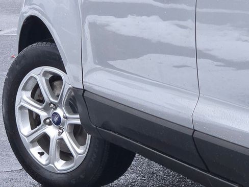 Used 2018 Ford EcoSport SE w/ SE Convenience Package image 13