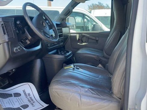 Used 2019 Chevrolet Express 2500 Extended w/ Driver Convenience Package RWD image 8