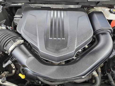 Used 2024 Chevrolet Traverse LT FWD image 31