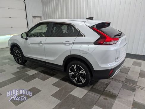 Used 2025 Mitsubishi Eclipse Cross SE AWD/4WD image 2