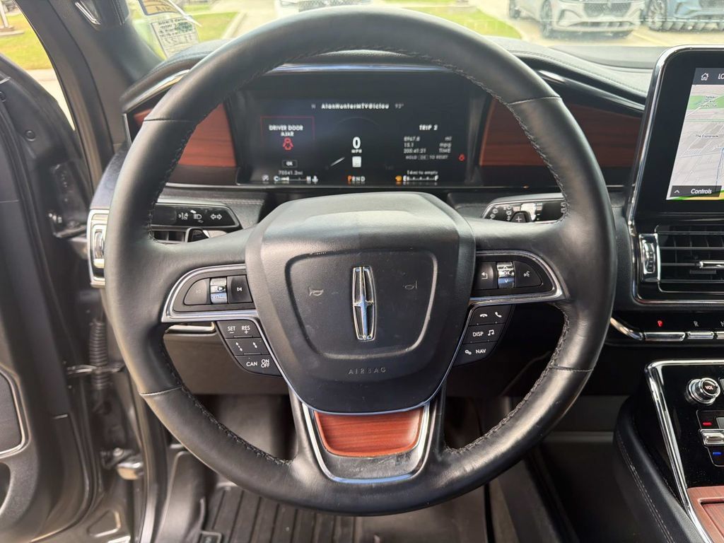 Certified 2021 Lincoln Navigator Reserve RWD image 23