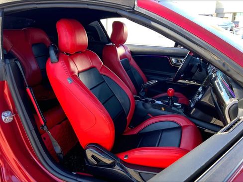 Certified 2018 Ford Mustang Convertible w/ Equipment Group 101A image 8