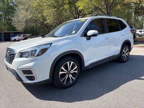 Used 2019 Subaru Forester Limited image 22